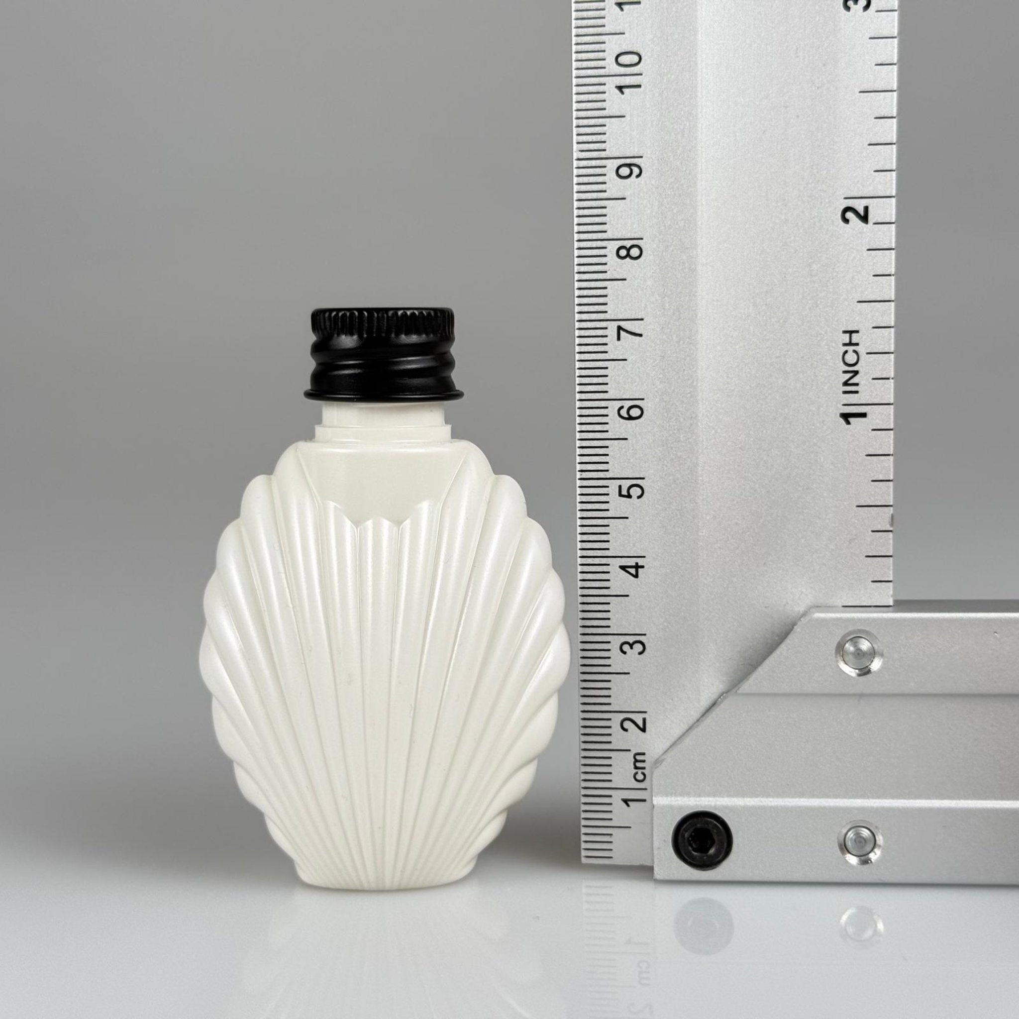 40 CC BEYAZ İSTİRİDYE PET ŞİŞE + KÖPÜK CONTALI SİYAH ALÜMİNYUM METAL KAPAKLI TAKIM - 40 ML KAPAKLI CAMPET ŞİŞE