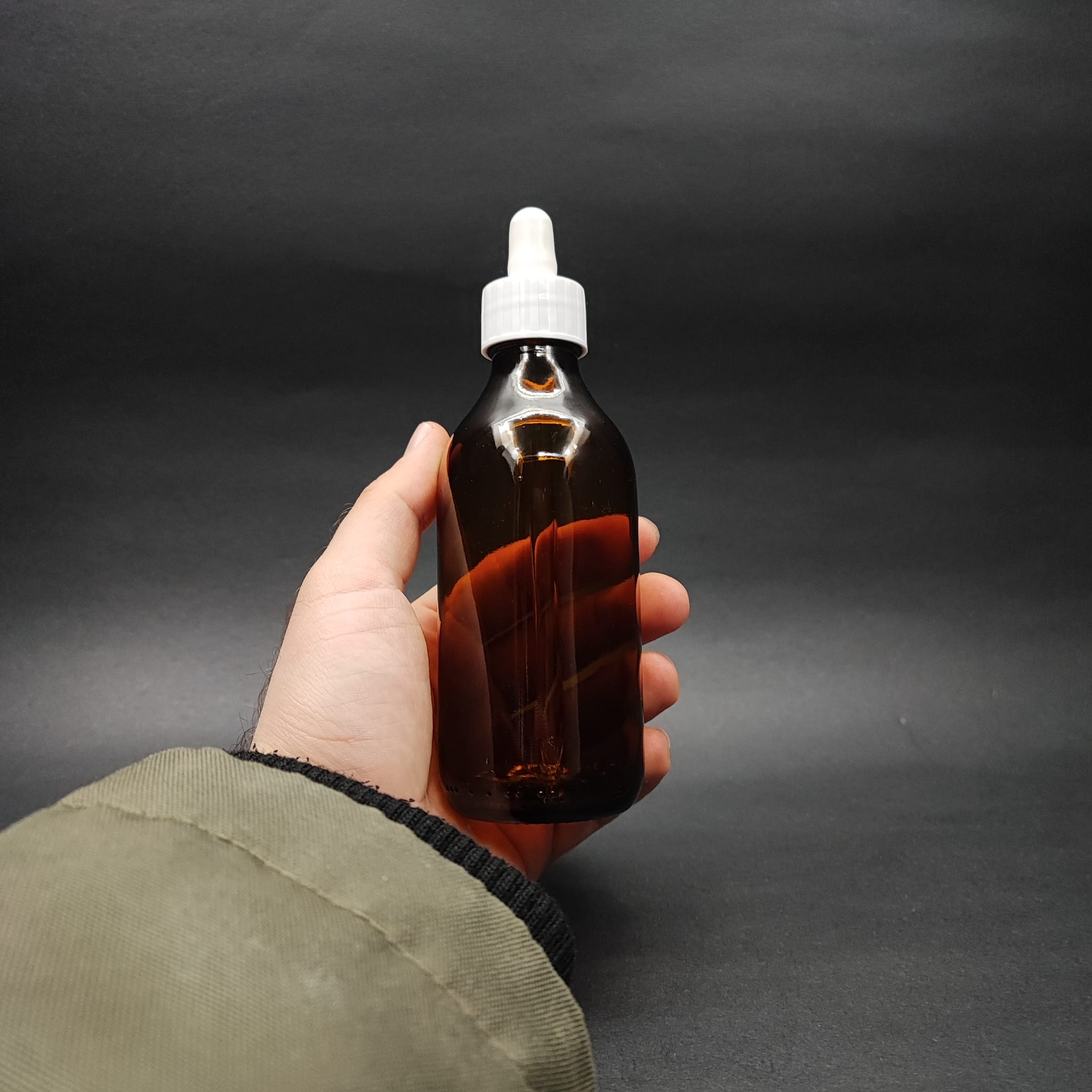 150 ML DOLUMU KOLAY, GENİŞ AĞIZLI CAM DAMLALIKLI ŞİŞE (25 MM AĞIZ)  - 150 CC BEYAZ DAMLALIKLI CAM ECZA ŞİŞESİ - AMBER KAHVERENGİ