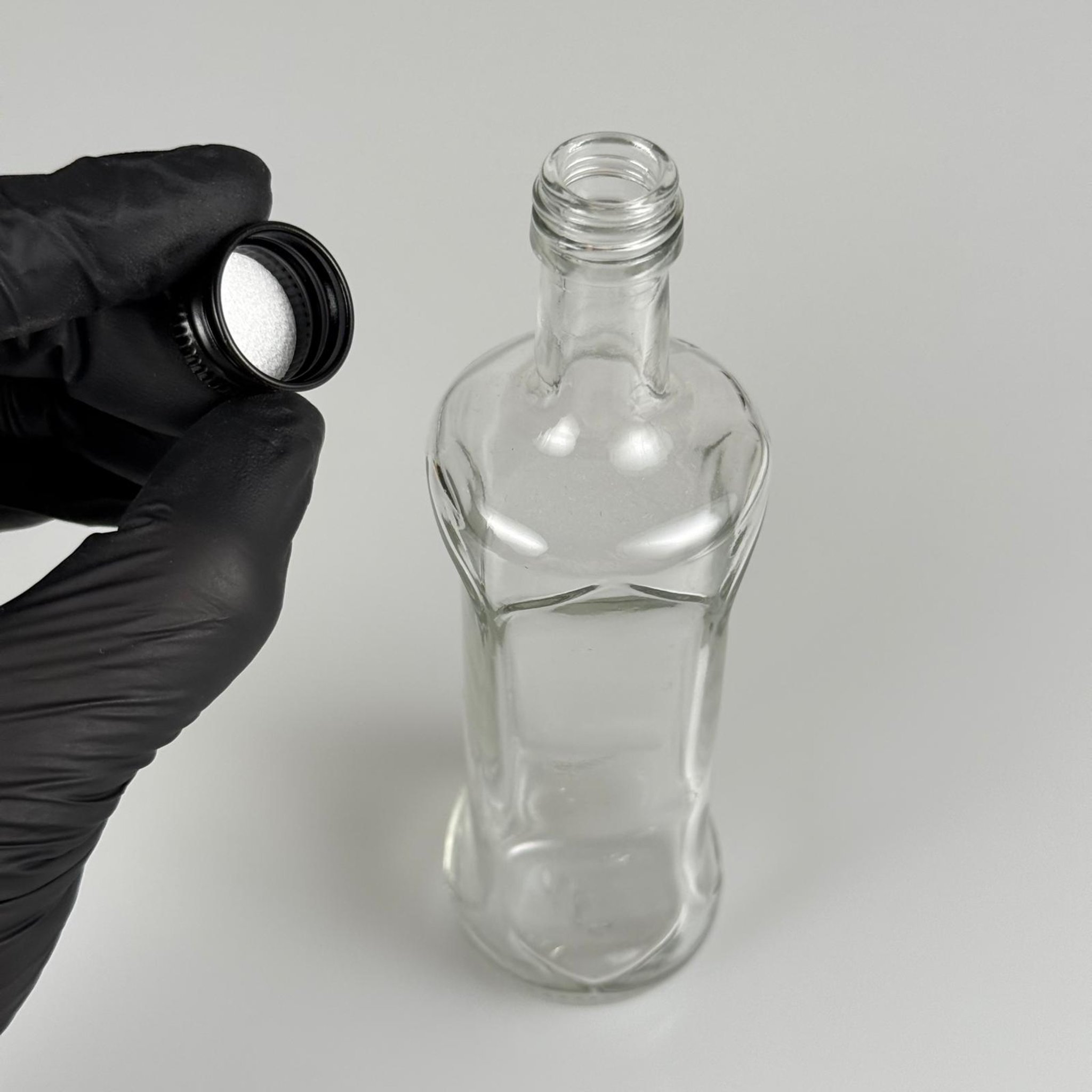 100 CC ŞEFFAF CAM DORİKA  ŞİŞE + SİYAH ALÜMİNYUM METAL KAPAKLI TAKIM - 100 ML SOS ŞİŞESİ