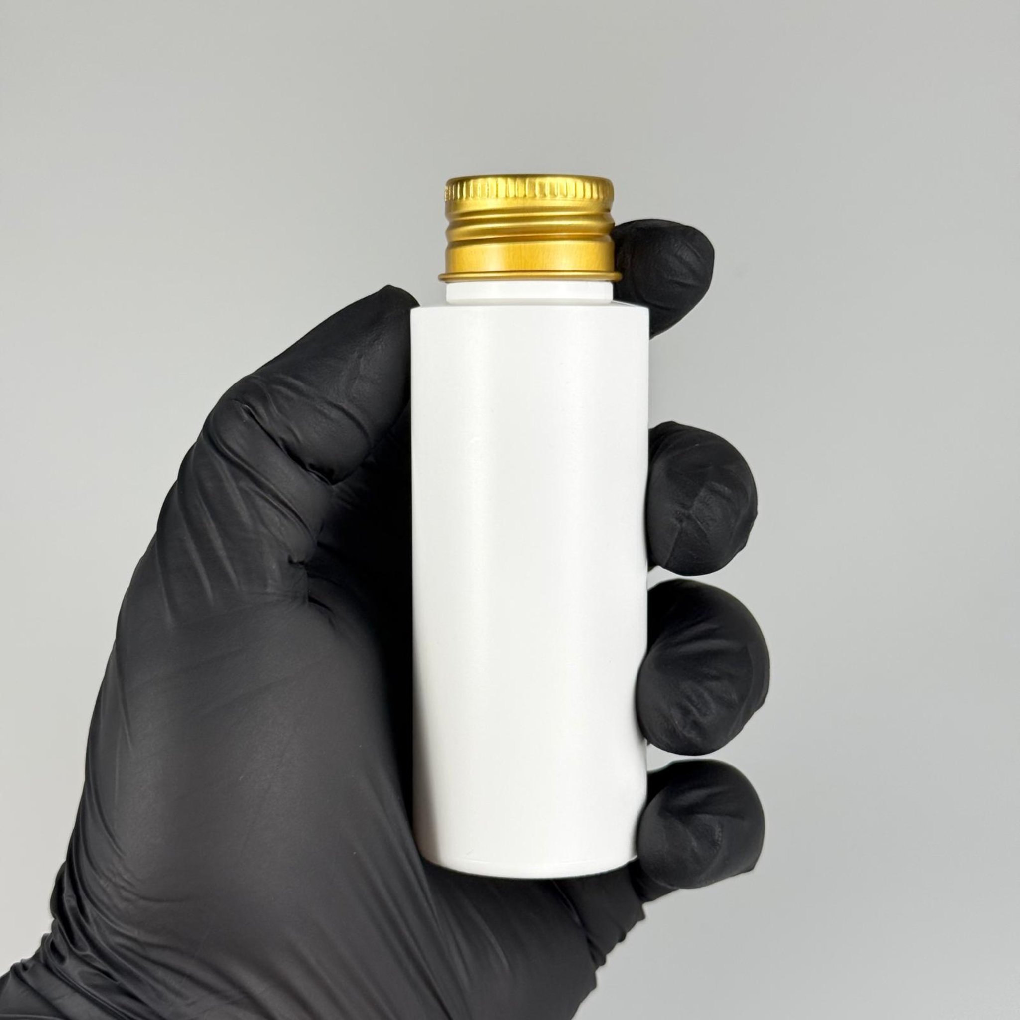 50 CC BEYAZ POLİETİLEN PLASTİK ASETON ŞİŞESİ ( 24 AĞIZ ) + KÖPÜK CONTALI GOLD METAL ALÜMİNYUM KAPAK TAKIM - 50 ML BEYAZ PLASTİK ASETON ŞİŞELERİ