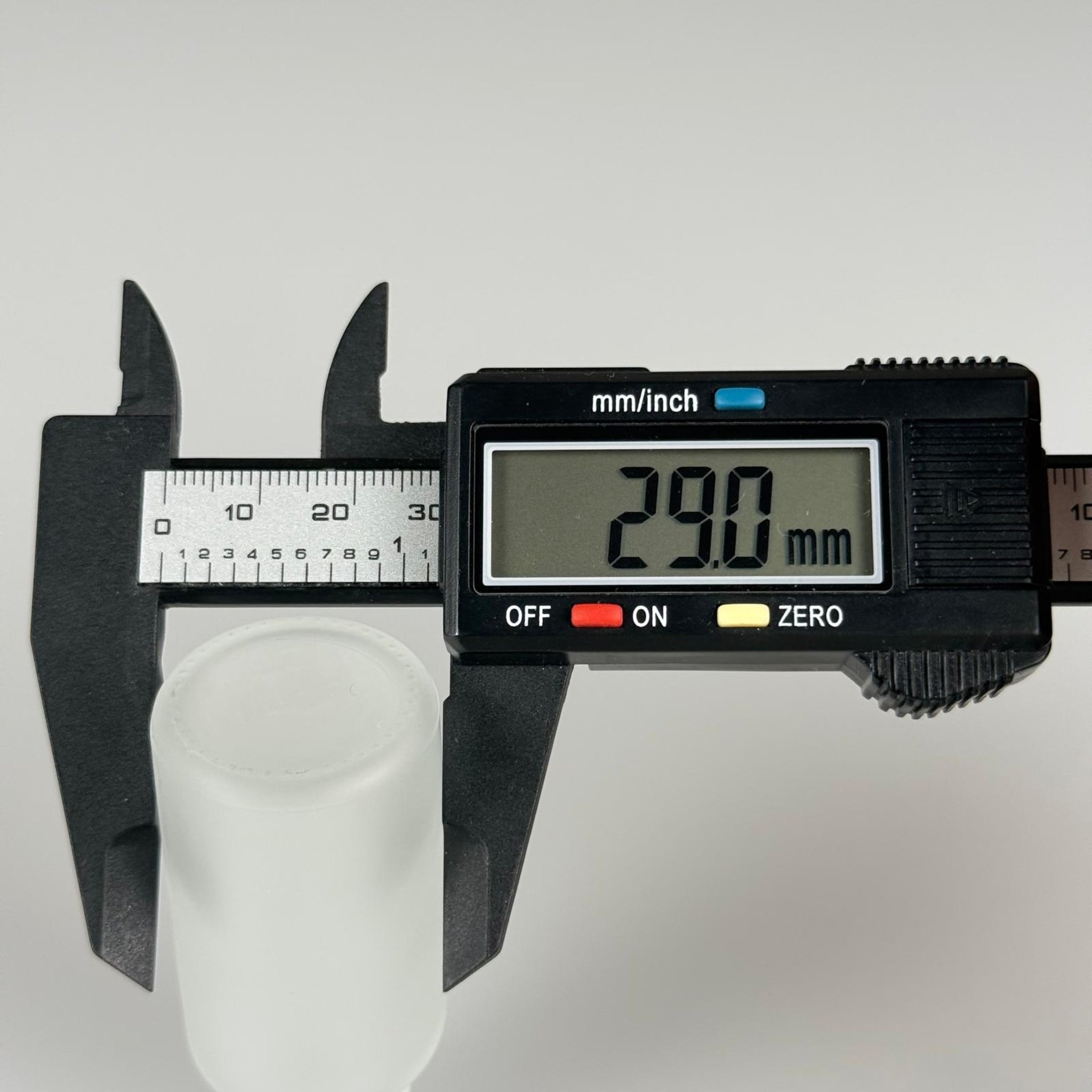 20 CC BUZLU CAM ŞİŞE + KÖPÜK CONTALI GÜMÜŞ ALÜMİNYUM METAL KAPAKLI + KÖR TIPALI TAKIM - 20 ML BUZLU CAM ŞİŞE
