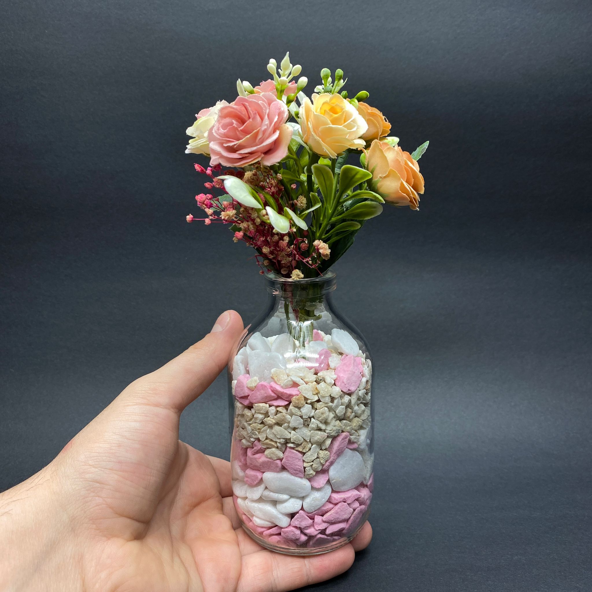 CAM VAZO - YÜKSEK KALİTE , KAMPANYALI FİYAT - ŞEFFAF RENK 6,8 X 12,5 CM (GÖRSELDEKİ ÇİÇEKLER VE TAŞLAR TEŞHİR AMAÇLIDIR, SADECE VAZO GÖNDERİLİR)