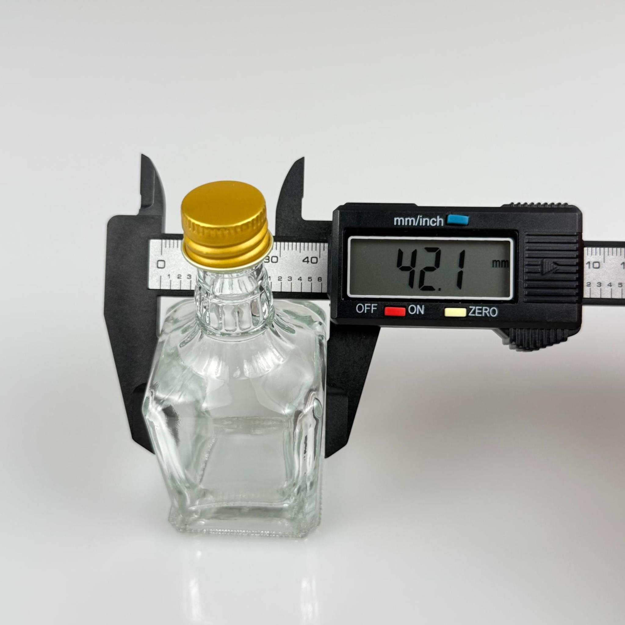 50 CC BOĞAZLI KONİK CAM ŞİŞE - GOLD METAL KAPAKLI - 50 ML PRESTİJLİ ŞİŞE