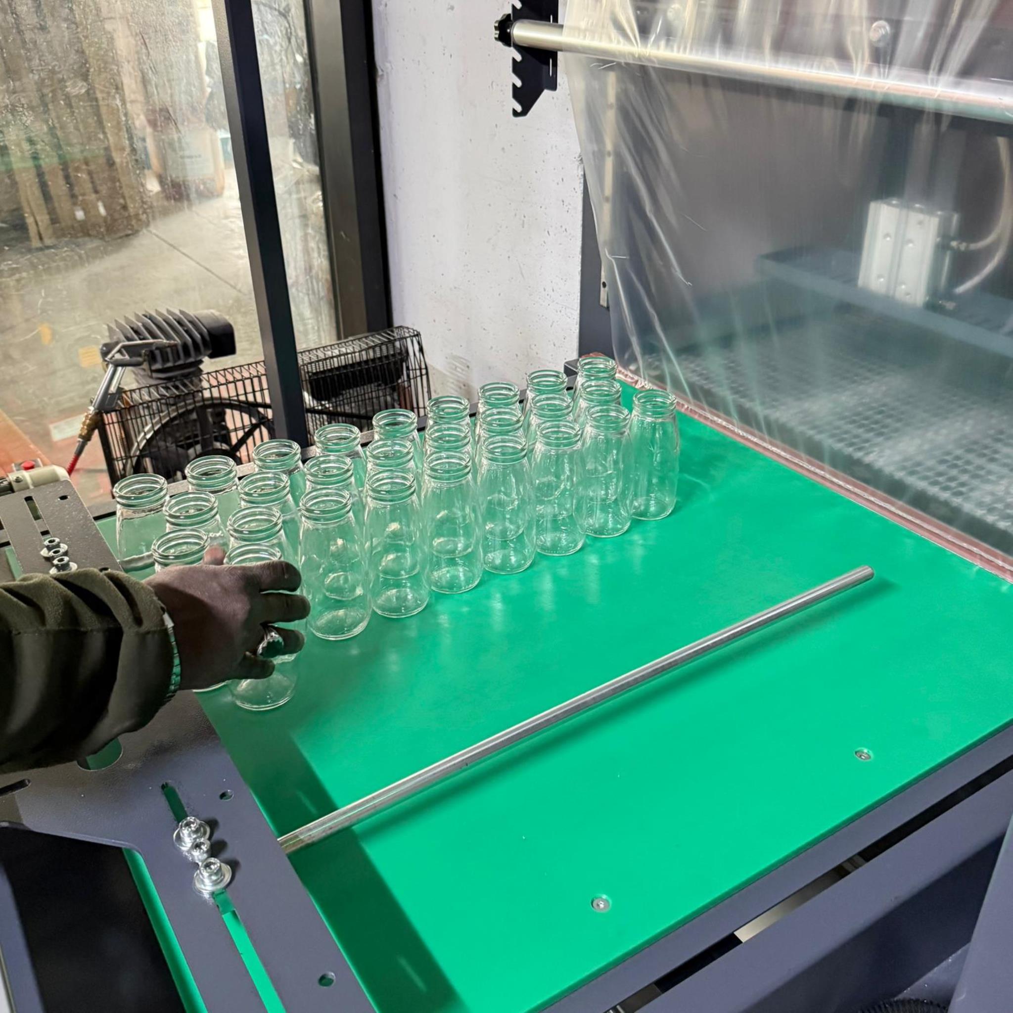 PAKETLEME HİZMETİ - BURSA VE ÇEVRE İLLER İÇİN OTOMATİK SHRINK MAKİNESİ İLE KALİTELİ VE HIZLI AMBALAJLAMA HİZMETİMİZ MEVCUTTUR.