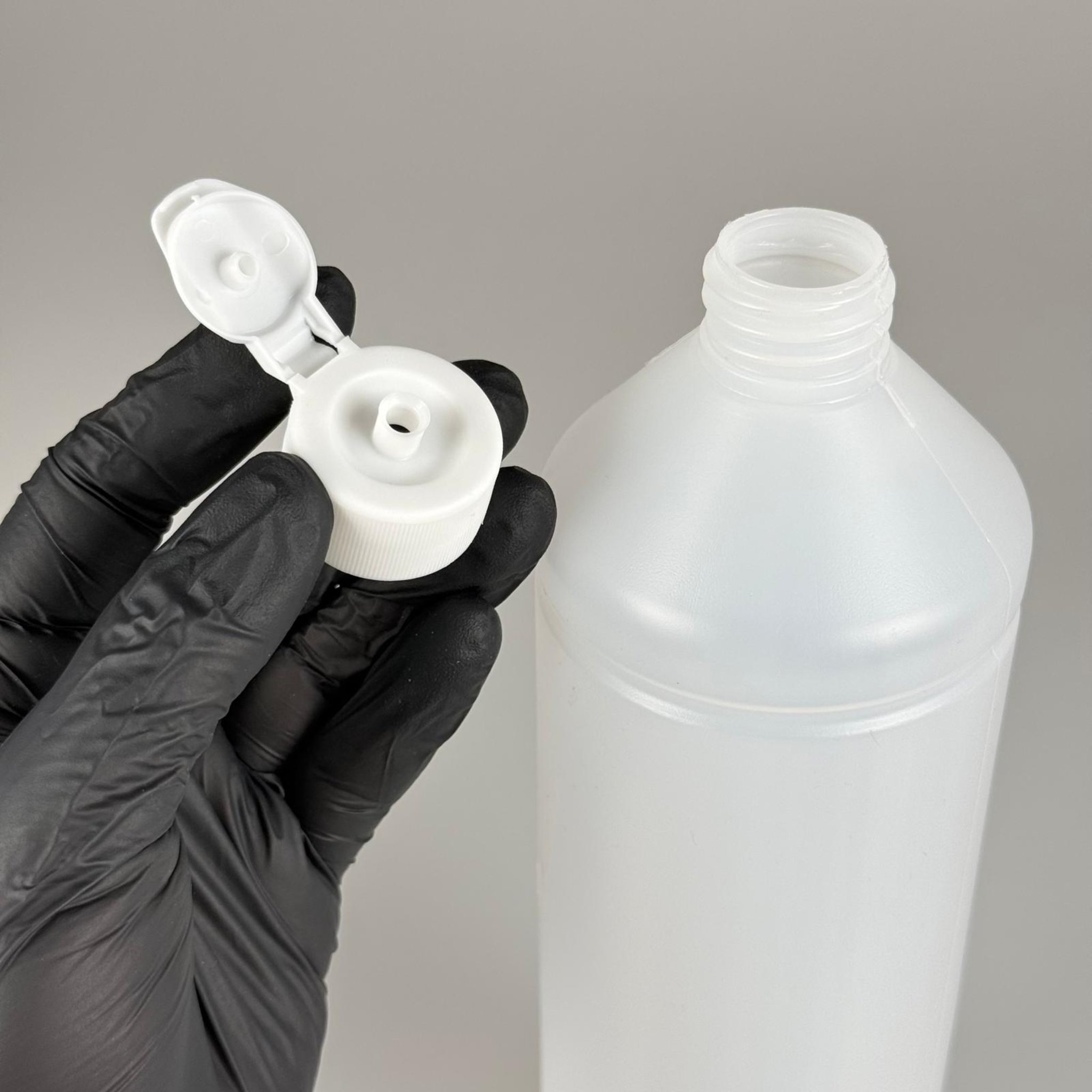 1 LİTRE TİNER ŞİŞESİ - BEYAZ FLİPTOP KAPAKLI - 1000 ML KİMYASALA DAYANIKLI PLASTİK ŞİŞE - 1 LT POLİETİLEN ŞİŞE UZUN