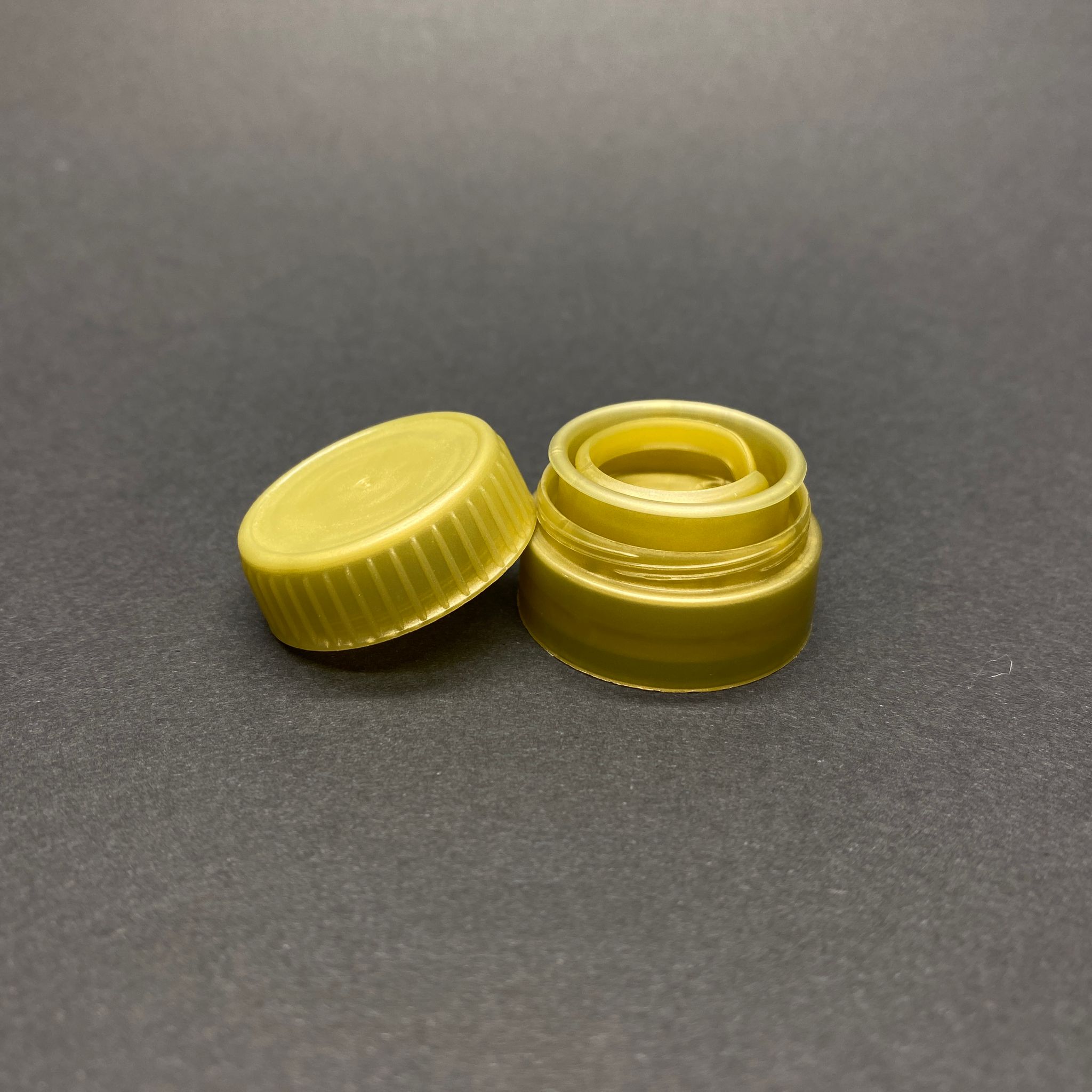 28 MM ÇAKMA KAPAK - GOLD - BASTIRARAK KAPANIR - BERİCAP MARKA  ev 21/20 cam ve pet için 29 mm cam ve pet çakma