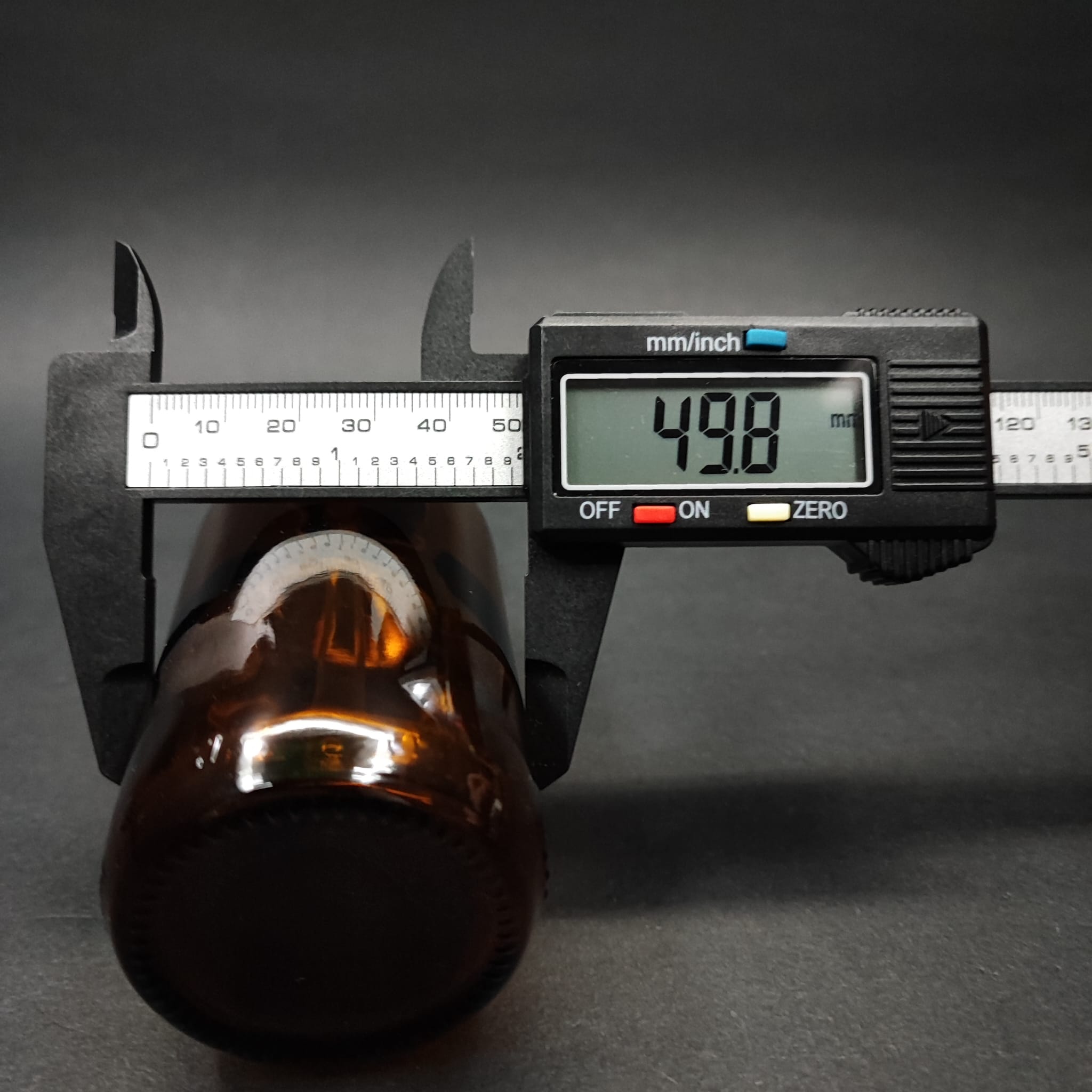 125 ML DOLUMU KOLAY, GENİŞ AĞIZLI CAM DAMLALIKLI ŞİŞE (25 MM AĞIZ)  - 125 CC BEYAZ DAMLALIKLI CAM ECZA ŞİŞESİ - AMBER KAHVERENGİ