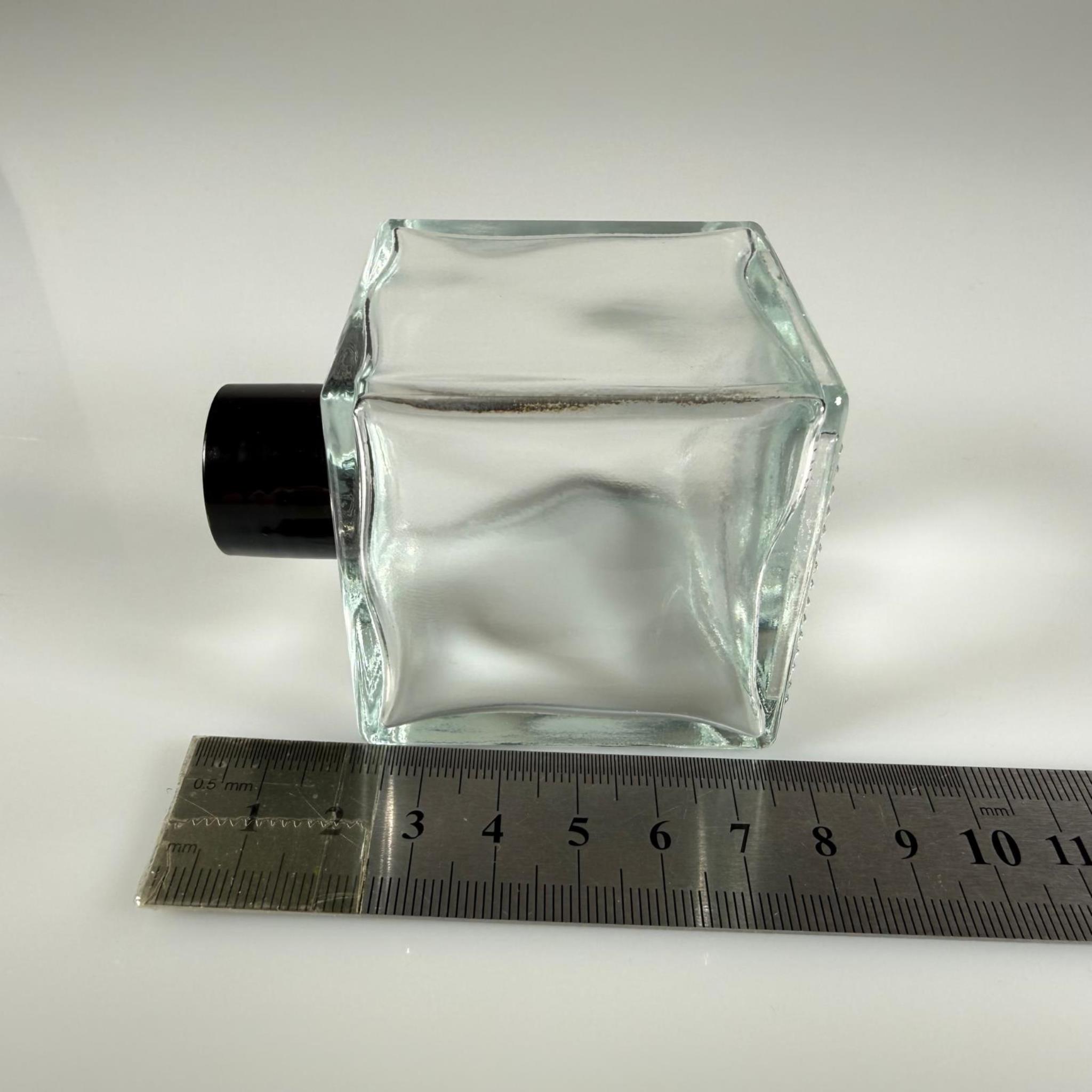 100 CC KARE BAMBU CAM BAMBU ODA KOKUSU ŞİŞESİ - 100 ML KÖŞELİ BAMBU ODA KOKUSU ŞİŞESİ - DİFÜZÖR ŞİŞE- CAM ŞİŞE + SİYAH PLASTİK KAPAK+ TIPA - YENİ MODEL