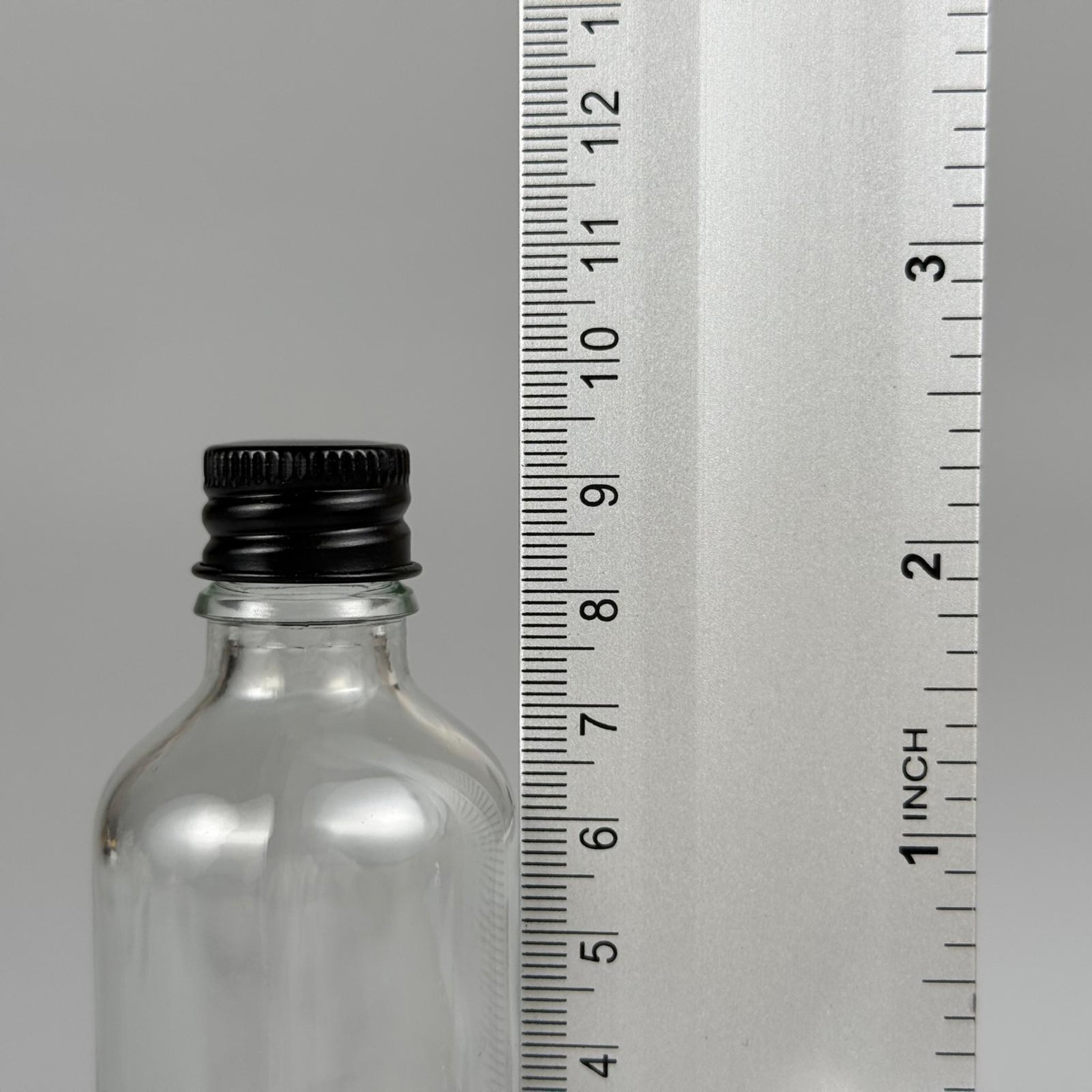 50 CC ŞEFFAF CAM ŞİŞE + KÖPÜK CONTALI SİYAH ALÜMİNYUM METAL KAPAKLI + KOLONYA TIPALI TAKIM - 50 ML ŞEFFAF CAM ŞİŞE