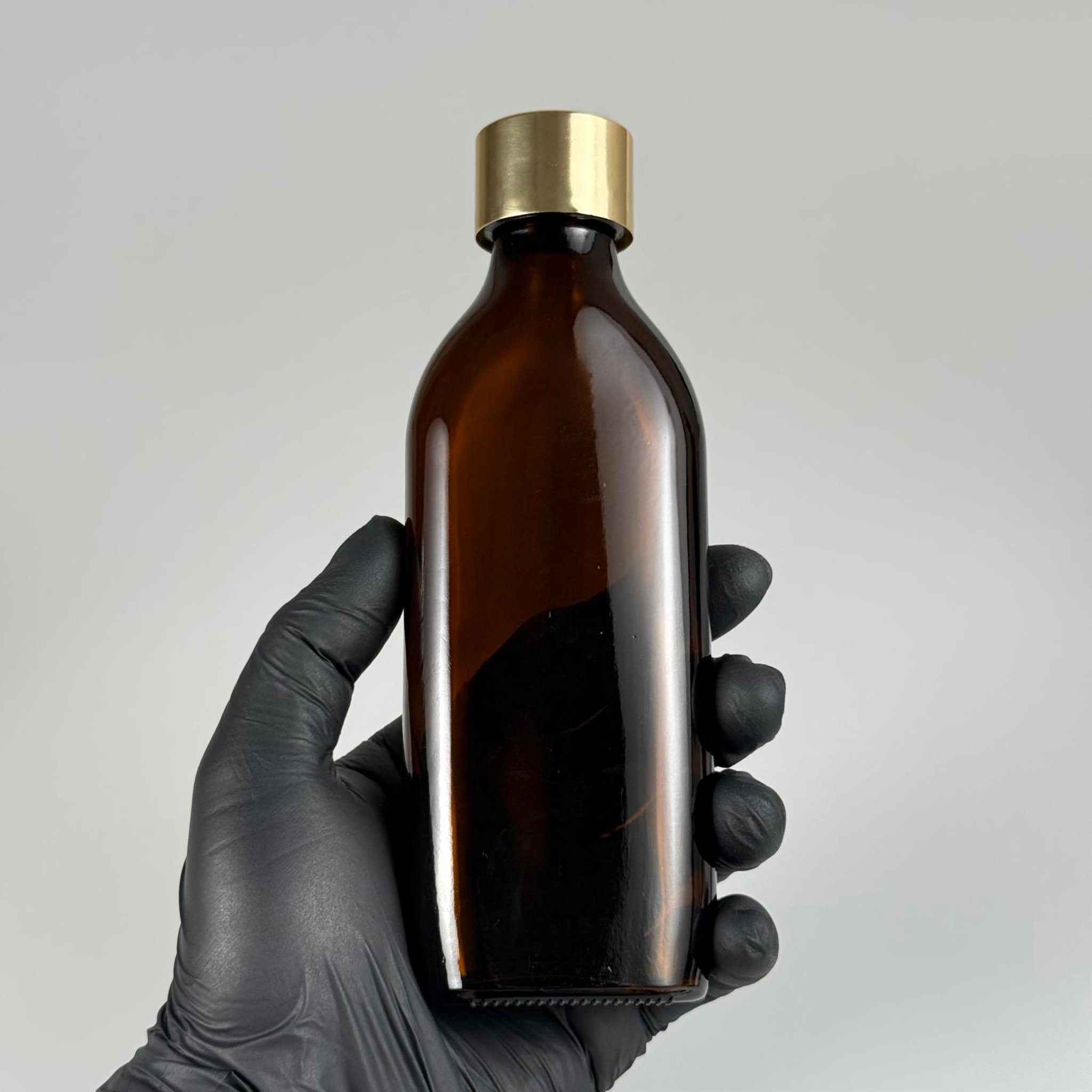 150 CC YASSI AMBER CAM ŞİŞE - ALÜMİNYUM KAPLAMALI GOLD KAPAKLI TAKIM - 150 ML KAHVERENGİ CAM ŞİŞE