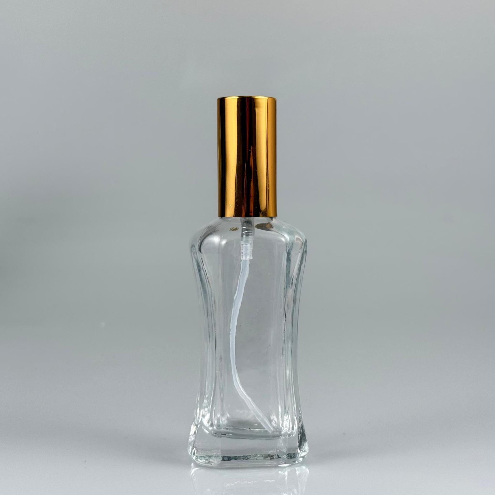 50 CC MİLANO MODEL CAM ŞİŞE - GOLD METAL KAPAK - SİYAH SPREYLİ - 50 ML LÜKS PARFÜM ŞİŞESİ (CAMIN KALINLIĞI İLE İLGİLİ +/- 5 ML TOLERANS OLABİLİR)