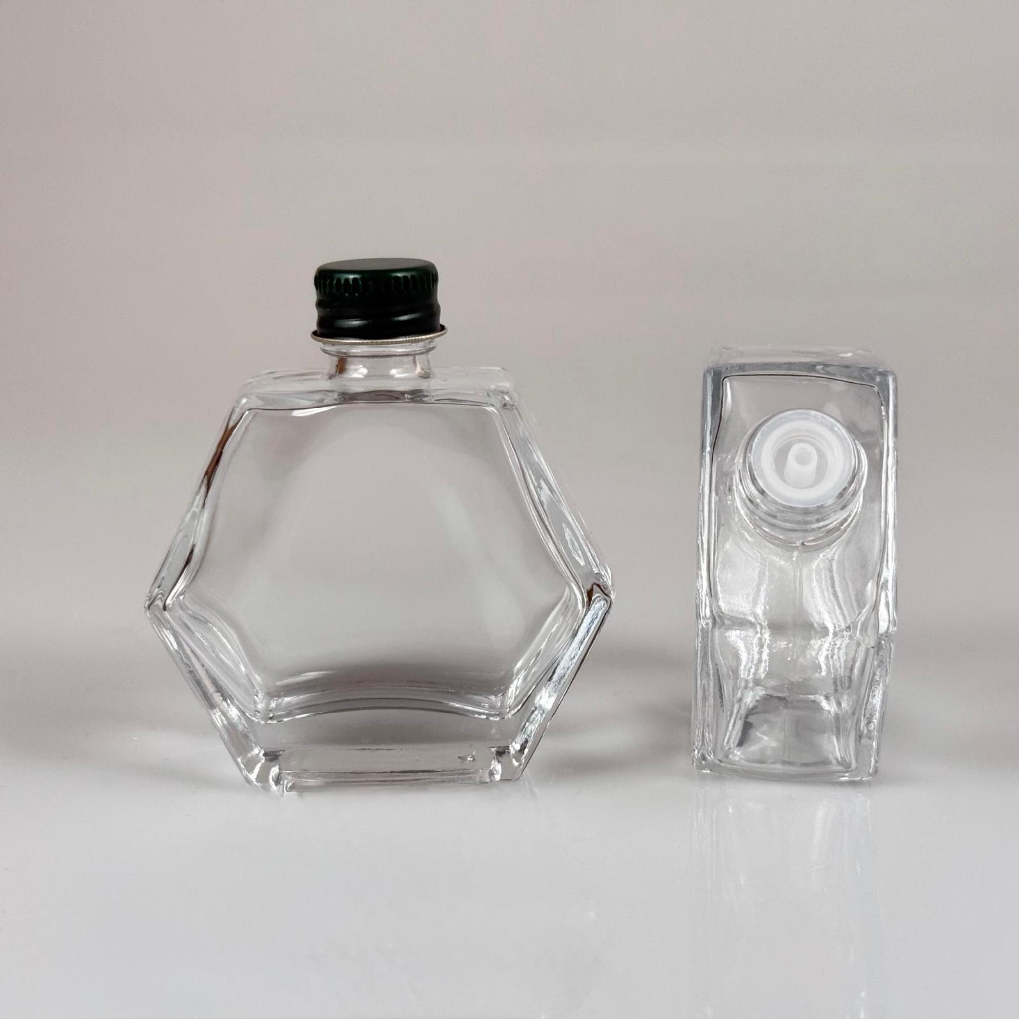 50 CC ALTIGEN CAM ŞİŞE + YEŞİL METAL KAPAK + KOLONYA TIPASI - 50 ML HEDİYELİK CAM KOLONYA ŞİŞESİ - DÜĞÜN, NİŞAN, SÖZ, KINA, CENAZE, PROMOSYON İÇİN HEDİYELİK KOLONYA ŞİŞELERİ